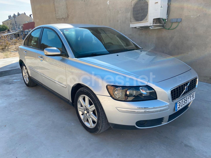 VOLVO S40 2.0D Momentum