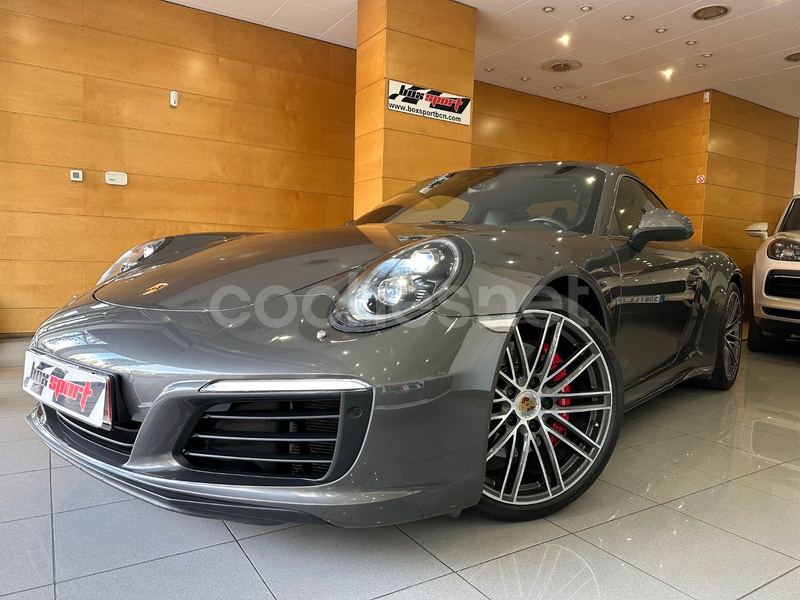 PORSCHE 911 Carrera 4S Coupe