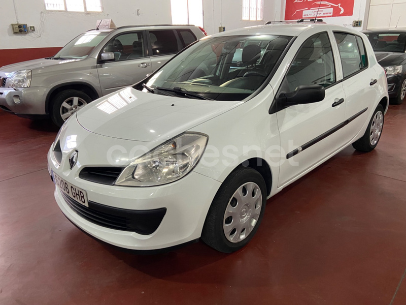 RENAULT Clio Authentique 1.5DCI70 eco2