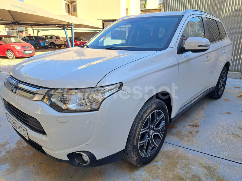 MITSUBISHI Outlander 220 DID Motion 2WD