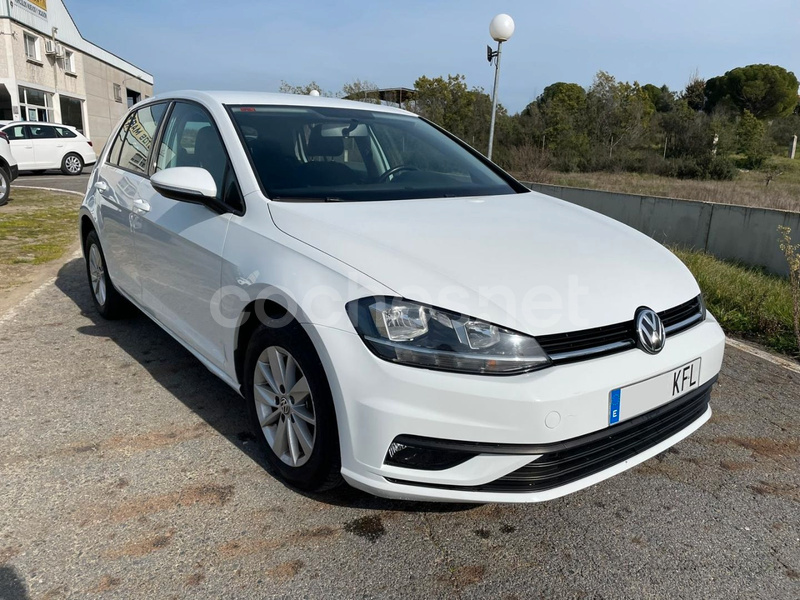 VOLKSWAGEN Golf Edition 1.6 TDI