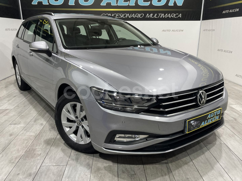 VOLKSWAGEN Passat Variant 2.0 TDI DSG