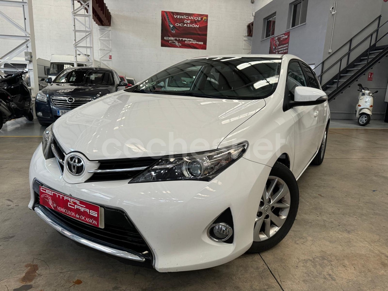 TOYOTA Auris 120D Advance