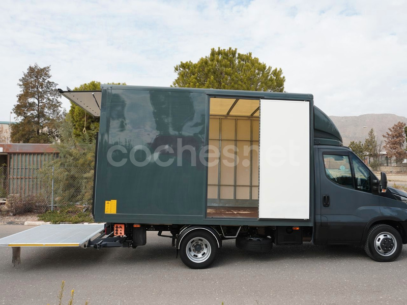 IVECO DAILY 35-160 cv ***AUTOMATICO***