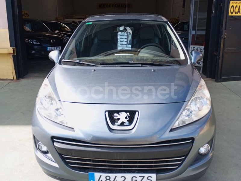 PEUGEOT 207 Envy 1.4 VTi 16v 95