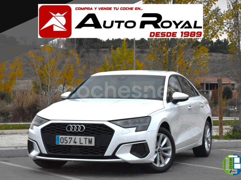 AUDI A3 Sedan Advanced 30 TFSI