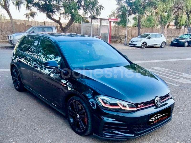 VOLKSWAGEN Golf GTI 2.0 TSI