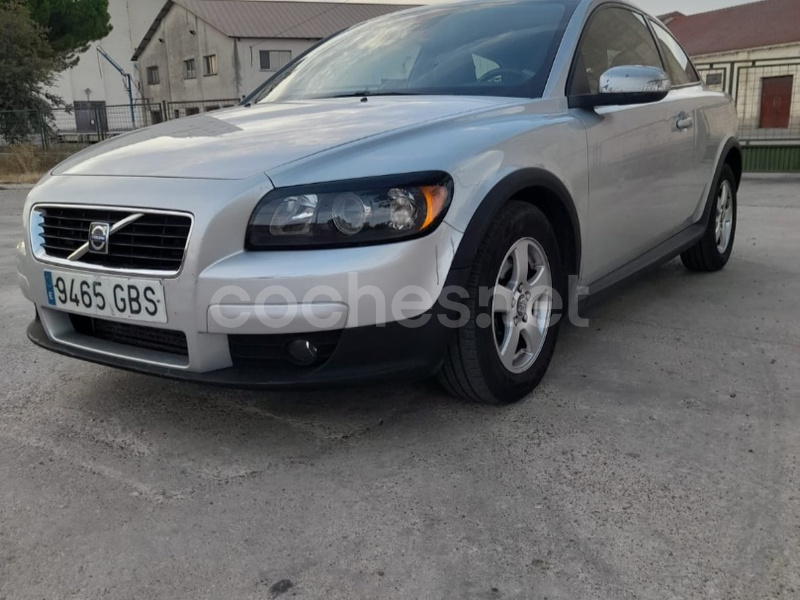 VOLVO C30 2.0D Momentum