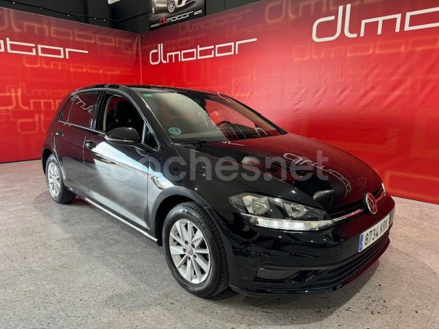 VOLKSWAGEN Golf Advance 1.0 TSI