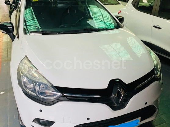 RENAULT Clio Sport Tou. Limited En. dCi