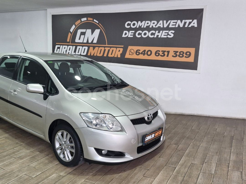 TOYOTA Auris 1.33 VVTi Dual Active