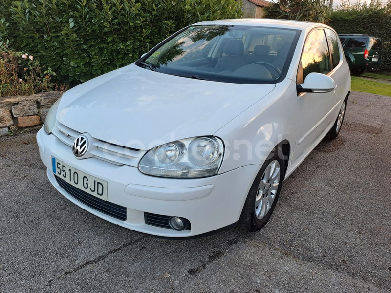 VOLKSWAGEN Golf 1.9 TDI Bluemotion Highline