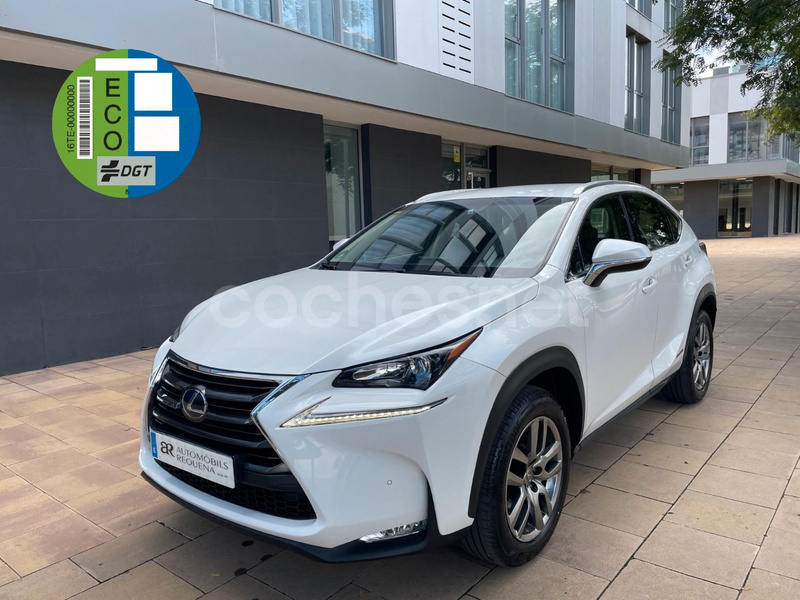 LEXUS NX 2.5 300h Executive 4WD Tecno Navibox