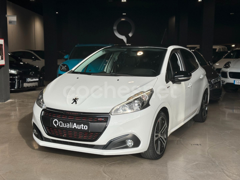 PEUGEOT 208 GTLine 1.2L PT EAT6 SS