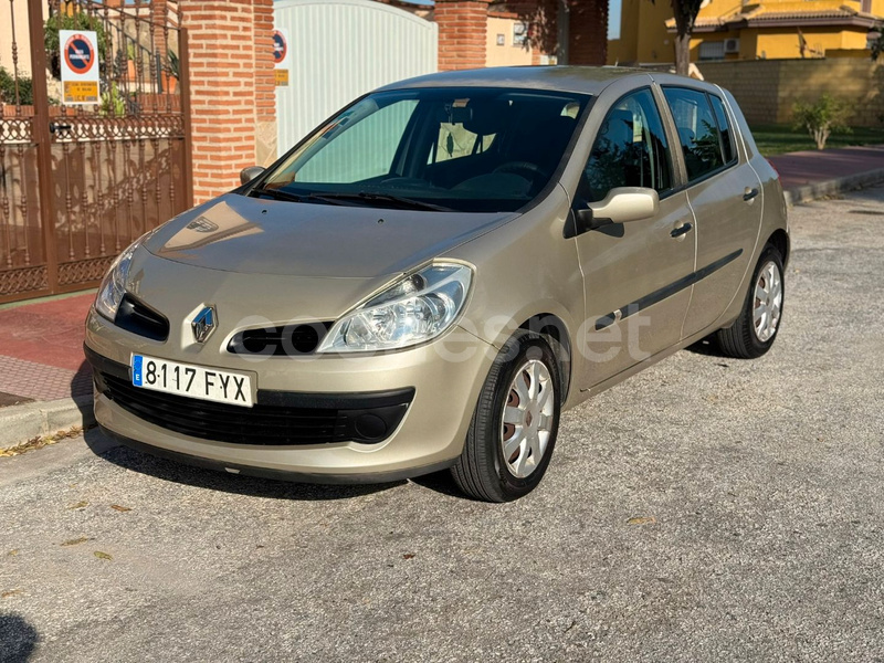 RENAULT Clio Authentique 1.5DCI70