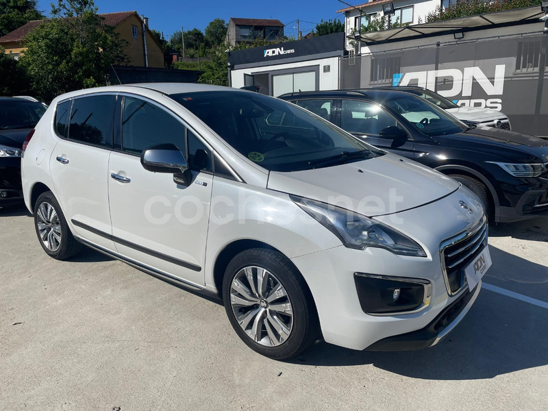 PEUGEOT 3008 Style 1.6 eHDI 115 FAP ETG6 Blue Lion