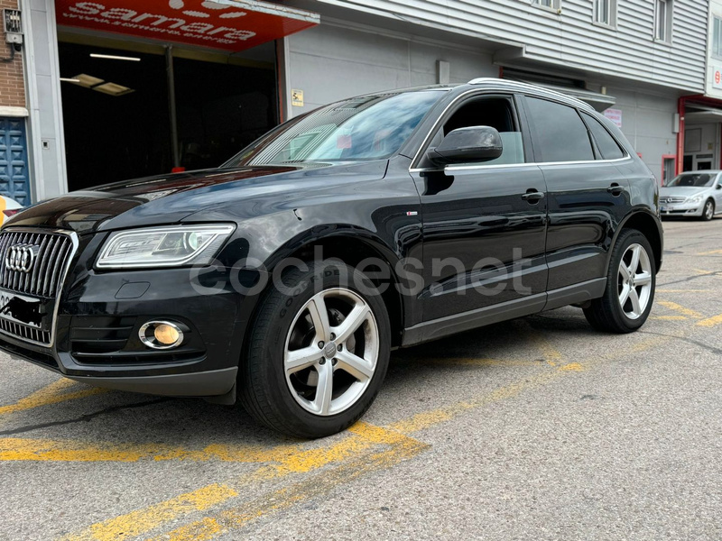 AUDI Q5 2.0 TDI quattro S line edition