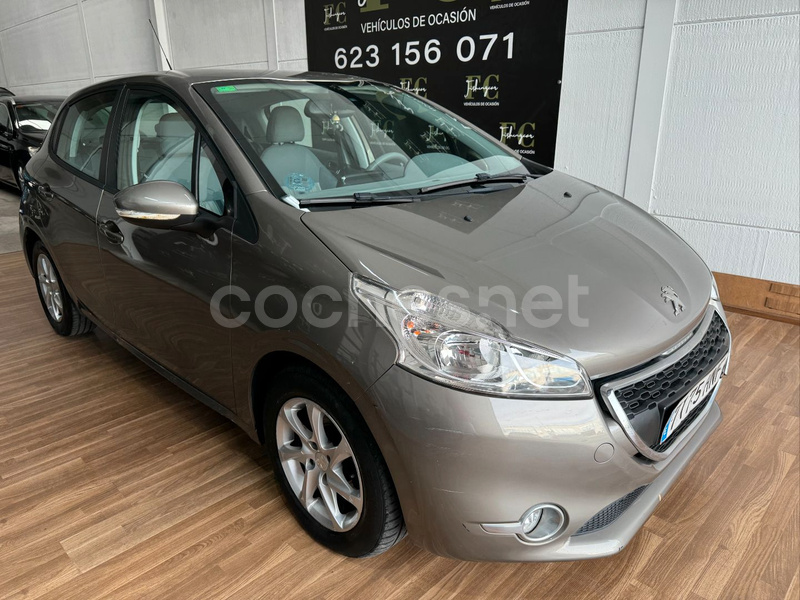 PEUGEOT 208 ACTIVE 1.2 VTi 82