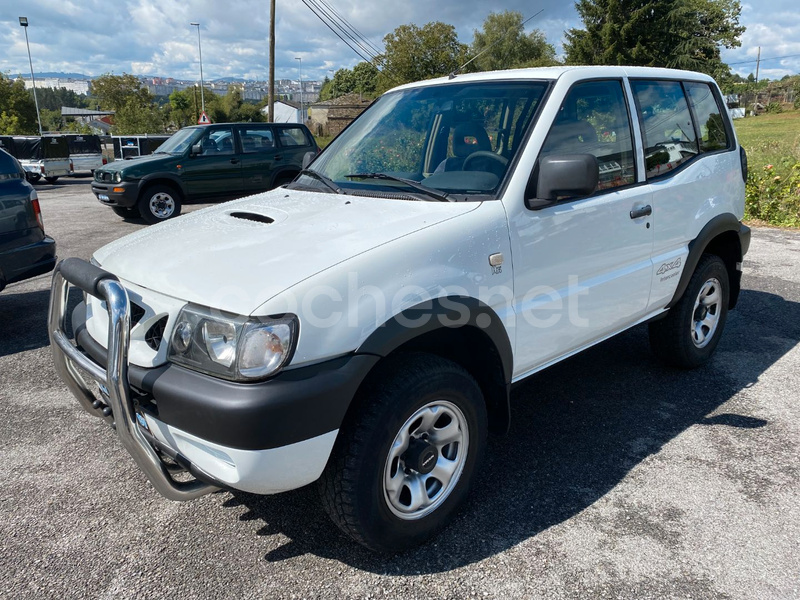 NISSAN Terrano II 2.7 TDi Comfort