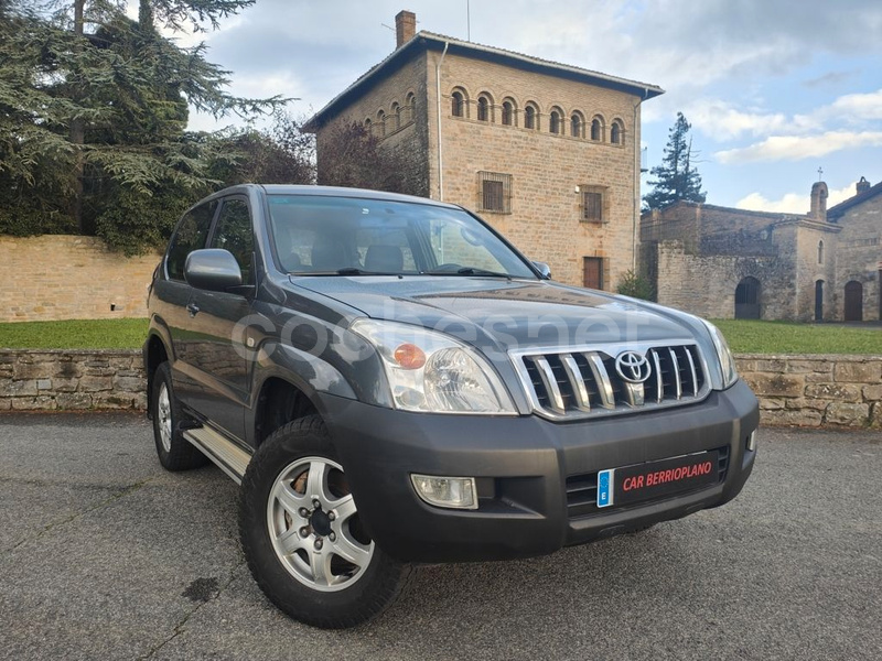 TOYOTA Land Cruiser 3.0 D4D GX