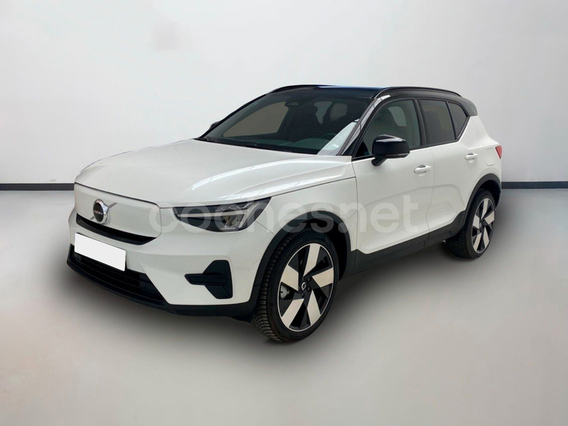 VOLVO XC40 Recharge Single Plus Auto