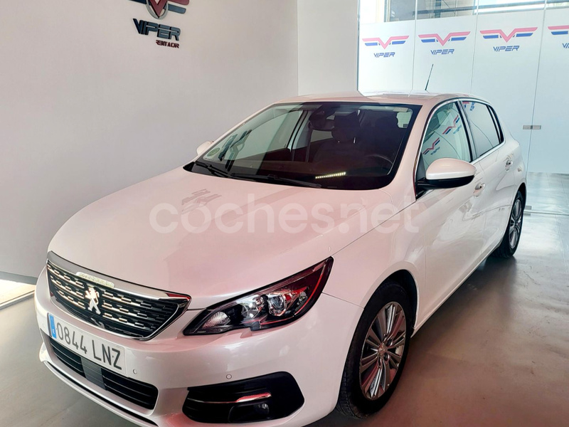 PEUGEOT 308 Allure BlueHDI 130 SS 6 Vel. MAN