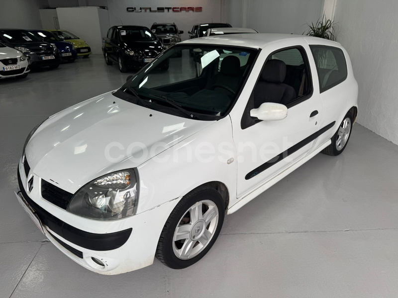 RENAULT Clio Extreme 1.5dCi100