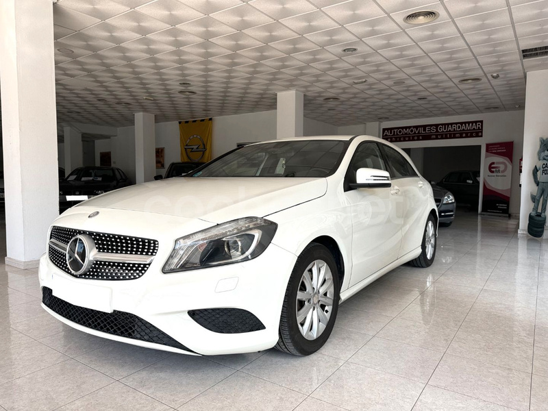 MERCEDES-BENZ Clase A A 180 Style 5p.