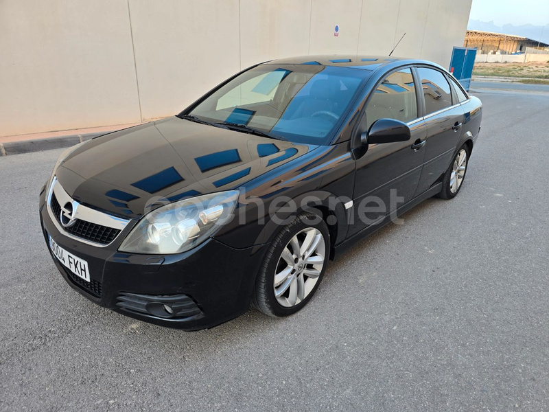 OPEL Vectra Sport 1.9 CDTI 16v