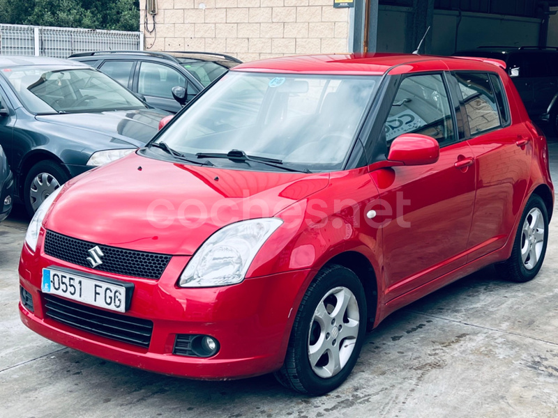 SUZUKI Swift 1.3 GL 4x4