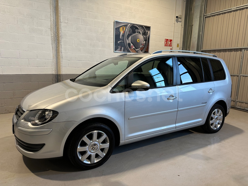 VOLKSWAGEN Touran 1.9 TDI Traveller