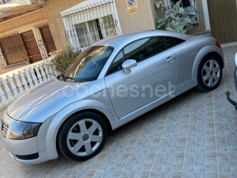 AUDI TT 1.8T