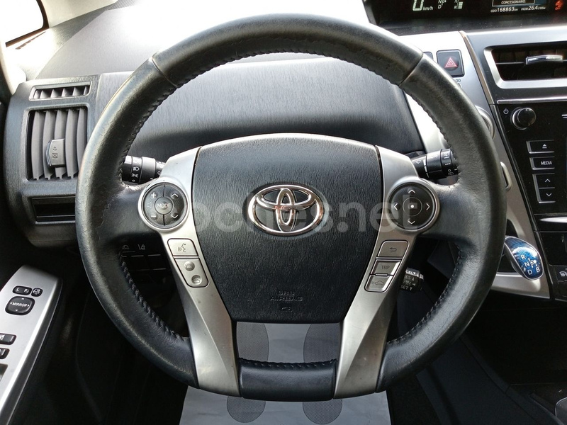 TOYOTA Prius+ Advance