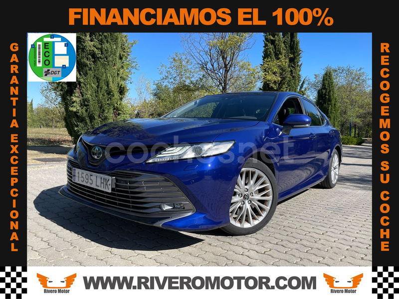 TOYOTA Camry 2.5 220H Luxury