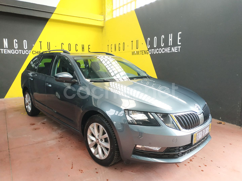 SKODA Octavia Combi 2.0 TDI CR DSG Like