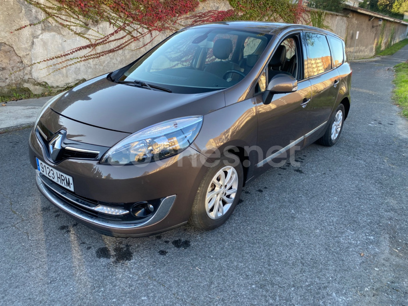 RENAULT Scénic Dynamique dCi 110 EDC