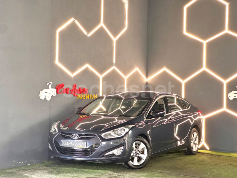 HYUNDAI i40 1.7 CRDi BlueDrive Tecno Xenon
