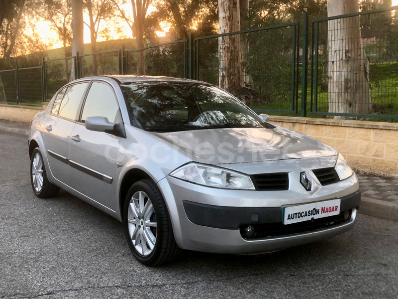 RENAULT Mégane Sedan Confort Dynamique 1.9dCi