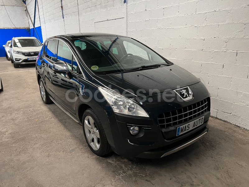 PEUGEOT 3008 Premium 1.6 HDI 112 FAP