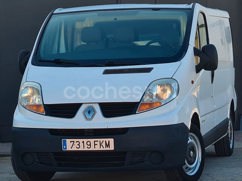 RENAULT Trafic Furgon 29 Corto Normal 1.9dCi 100