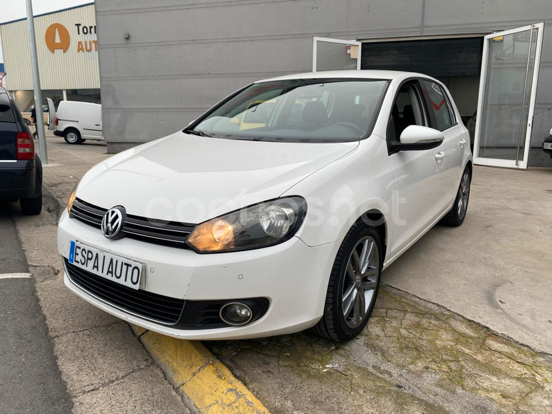 VOLKSWAGEN Golf 2.0 TDI DPF Sport