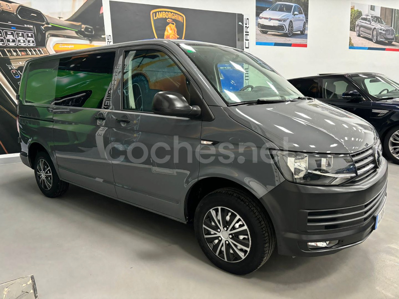 VOLKSWAGEN Caravelle Corto 2.0 TDI 114 Trendline Edition BMT