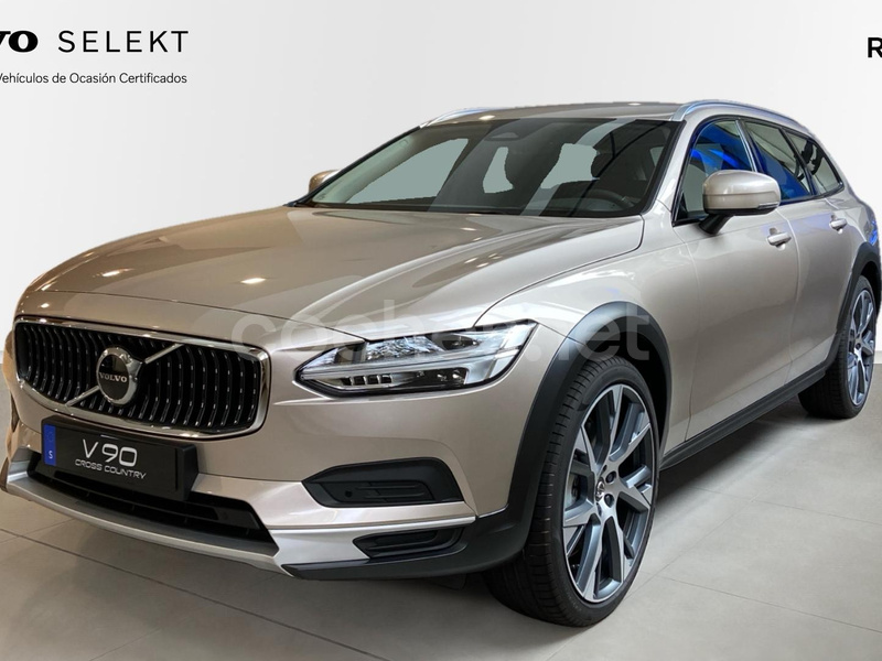 VOLVO V90 Cross Country 2.0 B4 D Plus Bright AWD Auto