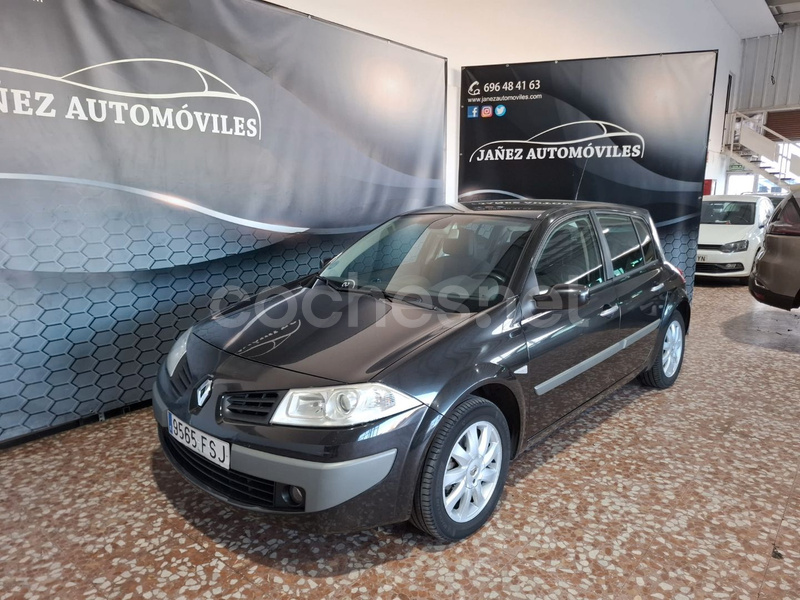 RENAULT Mégane Dynamique 1.6 16v