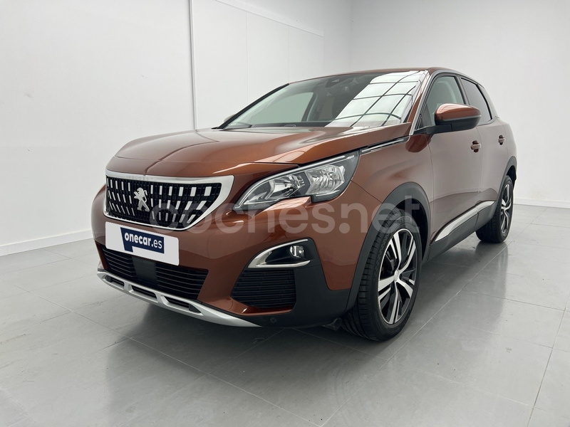 PEUGEOT 3008 1.2 PureTech SS Allure