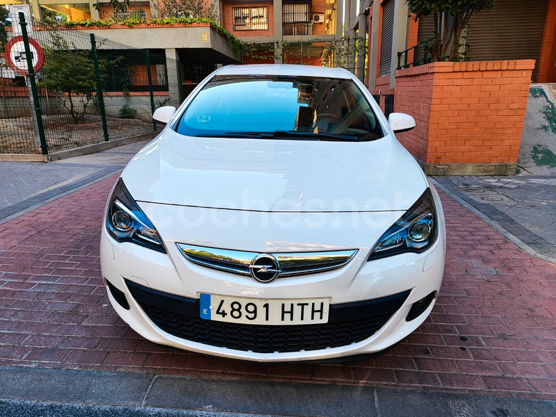 OPEL Astra 1.7 CDTi SS Sportive GTC