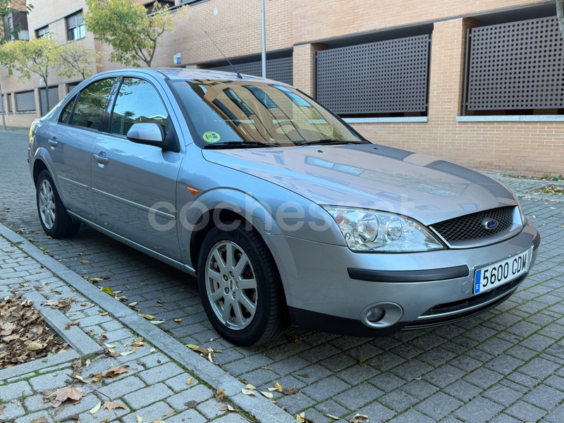 FORD Mondeo 1.8i 16v 110 Ambiente