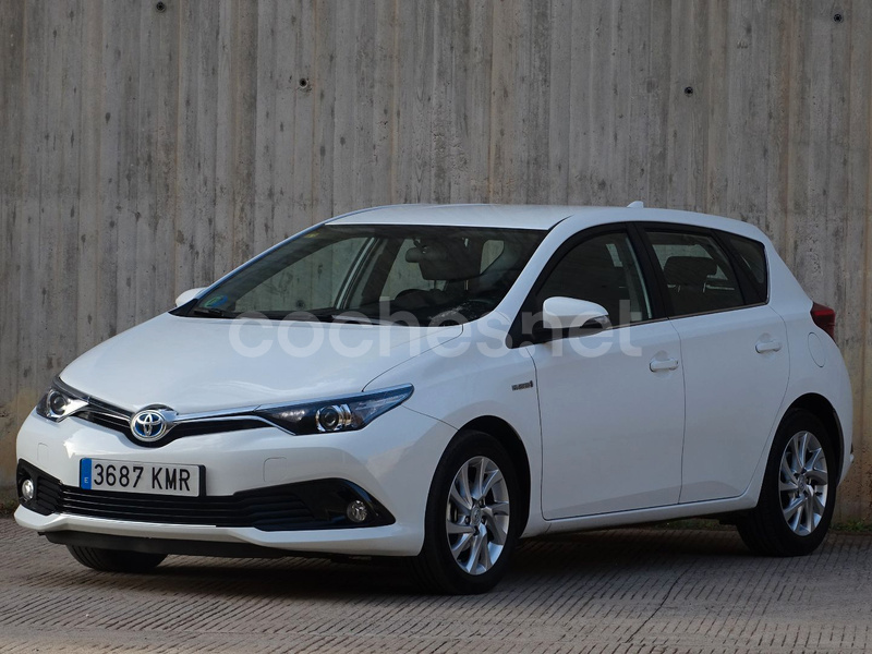 TOYOTA Auris 1.8 140H Hybrid Active Business Plus