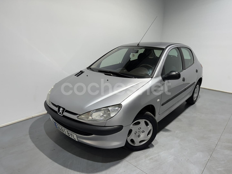 PEUGEOT 206 XT 2.0 HDI