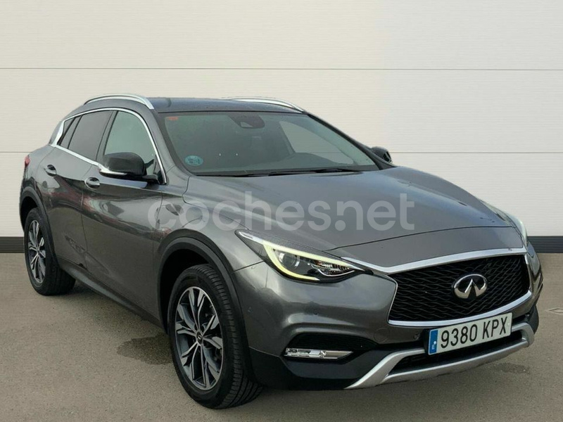 INFINITI QX30 2.2D PREMIUM 7DCT AWD